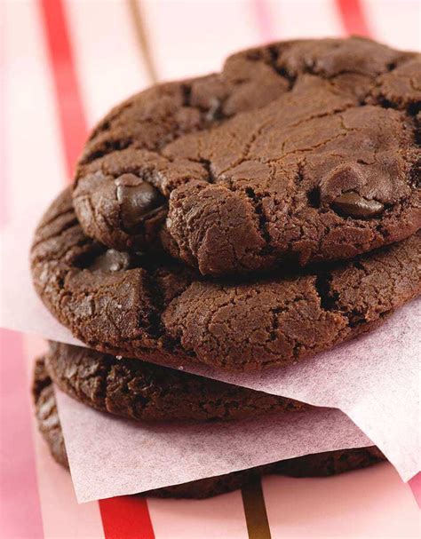 double-mint-chocolate-chip-cookies-the-kitchen image