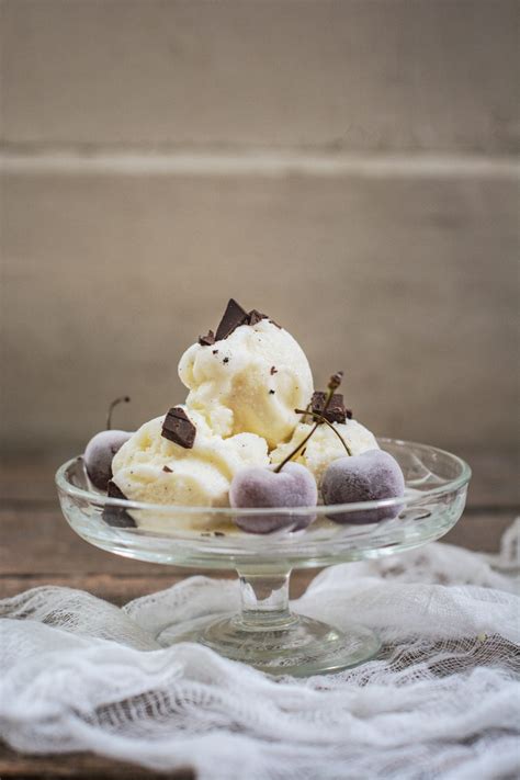 easy-to-make-classic-vanilla-ice-cream-little-figgy-food image