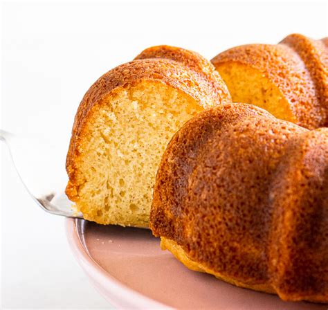 amaretto-cake-the-itsy-bitsy-kitchen image
