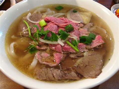 vietnamese-noodles-wikipedia image