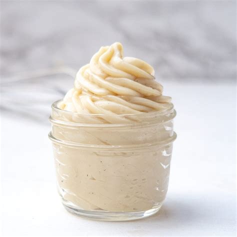 classic-vegan-vanilla-pastry-cream-crme image