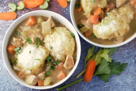 easy-chicken-and-dumplings-small-batch-40-min-zona image