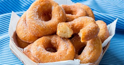 frittelle-ciambelle-italian-doughnuts-italian image