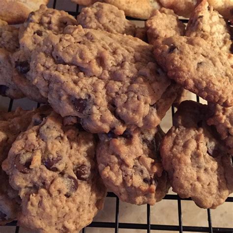oatmeal-peanut-butter-and-chocolate-chip-cookies image