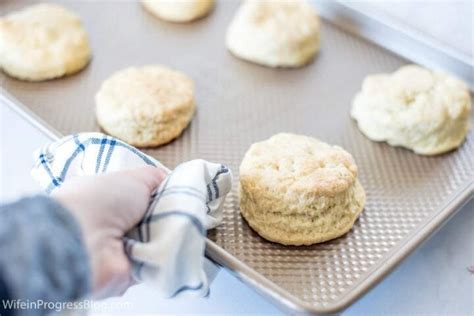 traditional-irish-scones-a-recipe-straight-from image