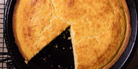 skillet-cornbread-with-bacon-fat-and-brown-sugar-epicurious image