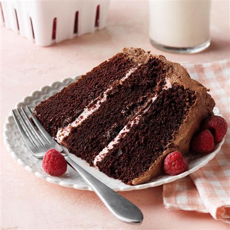 chocolate-raspberry-cake-recipe-how-to image
