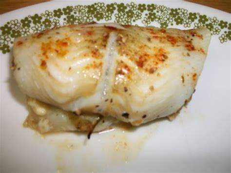 flounder-filet-stuffed-with-spinach-and-feta image