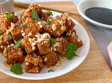 crispy-pan-fried-tofu-with-hoisin-sauce-barefoot-in image