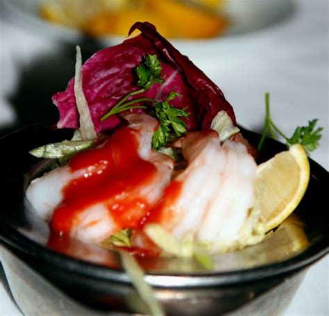10-seafood-restaurants-in-key-west-florida-trip101 image