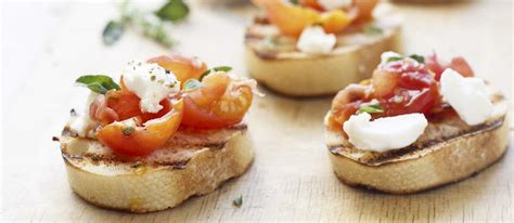 crostini-traditional-appetizer-from-italy-western-europe image