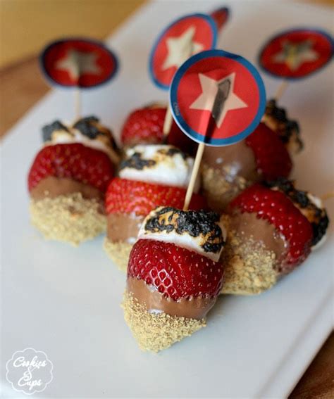 strawberry-smores-cookies-and-cups image