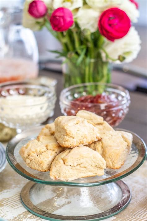 easy-vanilla-scones-easy-to-make-from-scratch-scone image