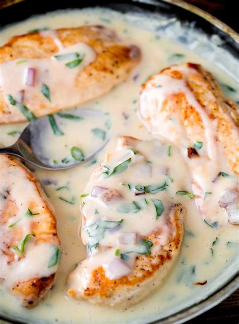 creamy-champagne-chicken-sprinkles-and-sprouts image
