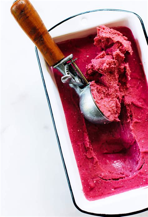 no-churn-blender-strawberry-ice-cream-paleo image