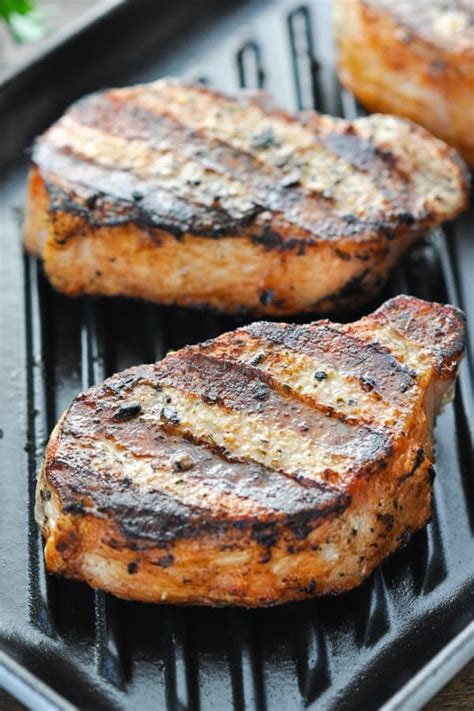 grilled-pork-chops-just-15-minutes-the-seasoned-mom image