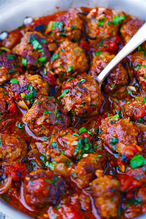 moroccan-lamb-meatballs-in-a-sweet-tomato-sauce image