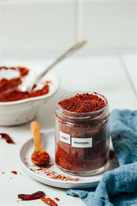 homemade-chili-powder-minimalist image