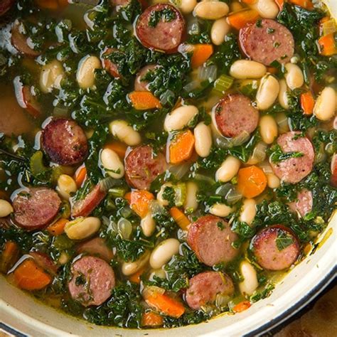 sausage-kale-cannellini-bean-soup-bigovencom image