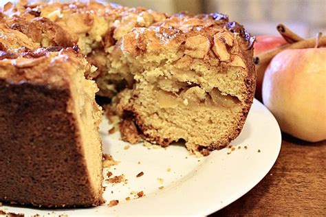 10-jewish-apple-cake image