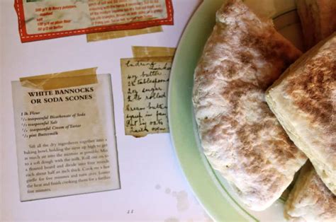 irish-soda-bread-scones-scottish-white-bannocks image