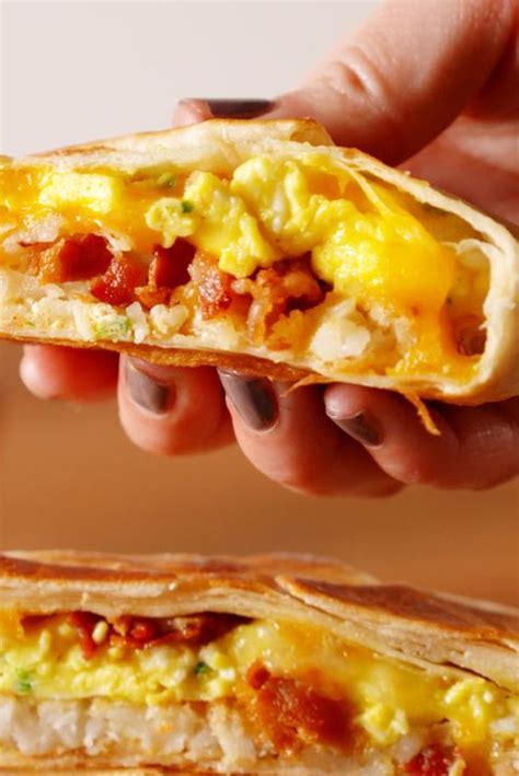 best-breakfast-crunchwrap-supreme-how-to-make image