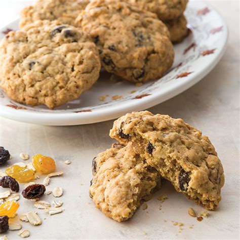 oatmeal-raisin-cookies-paula-deen-magazine image