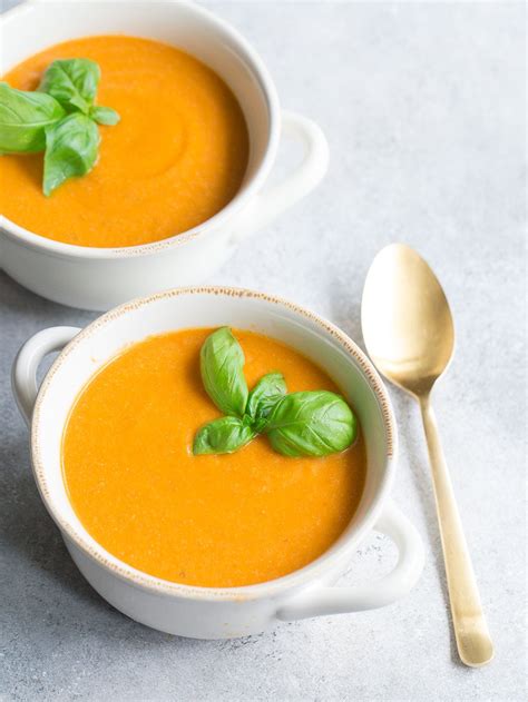 roasted-red-pepper-and-tomato-basil-bisque image