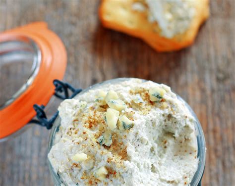 blue-cheese-and-walnut-spread-lighter-tasty-dip image