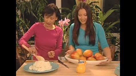 thai-food-sweet-sticky-rice-with-mangos-youtube image