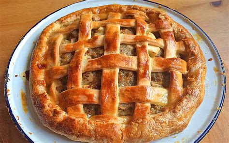 sausage-and-apple-lattice-pie-recipe-pikalily-food-blog image