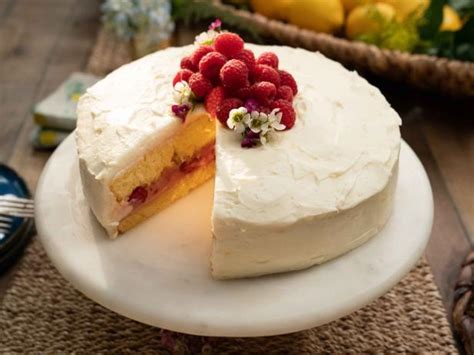 lemon-raspberry-cake-with-lemon-cream-cheese image