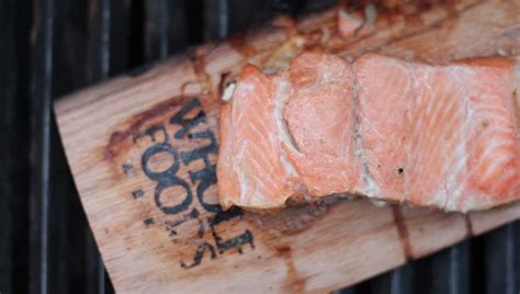how-to-eat-smoked-fish-you-should-absolutely-know image