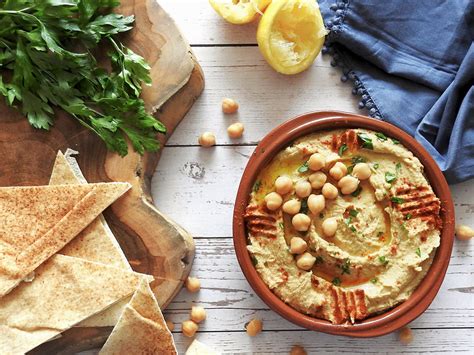 hummus-without-tahini-recipe-feed-your-sole image
