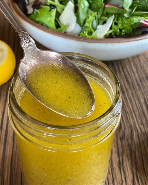 lemon-vinaigrette-recipe-easy-kitchn image