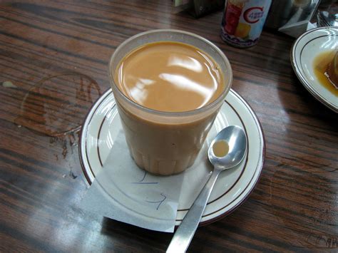 hong-kong-style-milk-tea-wikipedia image