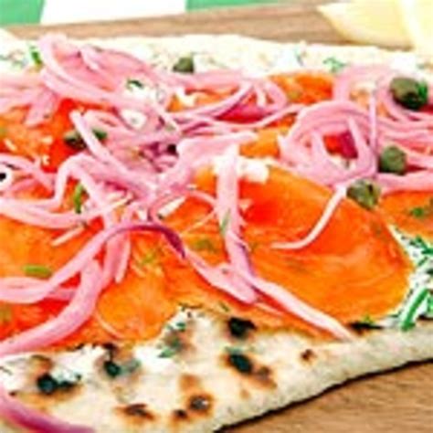 smoked-salmon-pizza-with-marinated-onion-canadian image