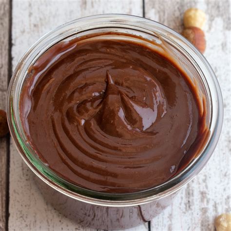 homemade-nutella-hazelnut-chocolate-cream-spread image