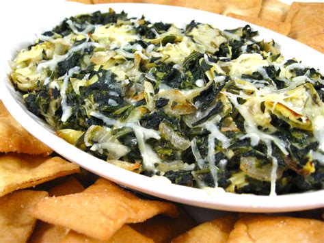 skinny-hot-spinach-and-artichoke-dip-ww-points image