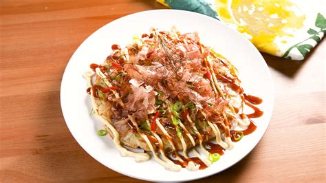 best-okonomiyaki-how-to-make-okonomiyaki-delish image