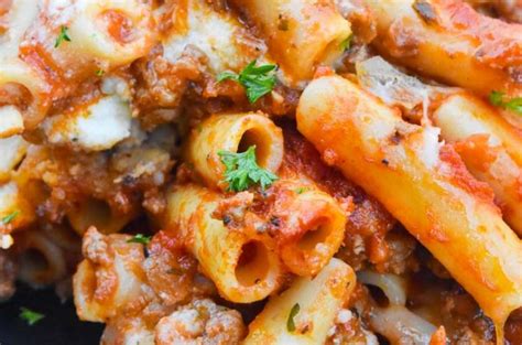 baked-ziti-with-meat-comfort-food-gonna-want image