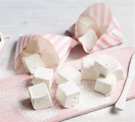 marshmallows-recipe-bbc-good-food image