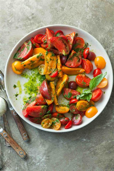 heirloom-tomato-salad-gourmande-in-the-kitchen image