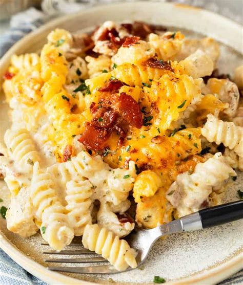 chicken-bacon-ranch-pasta-the-cozy-cook image