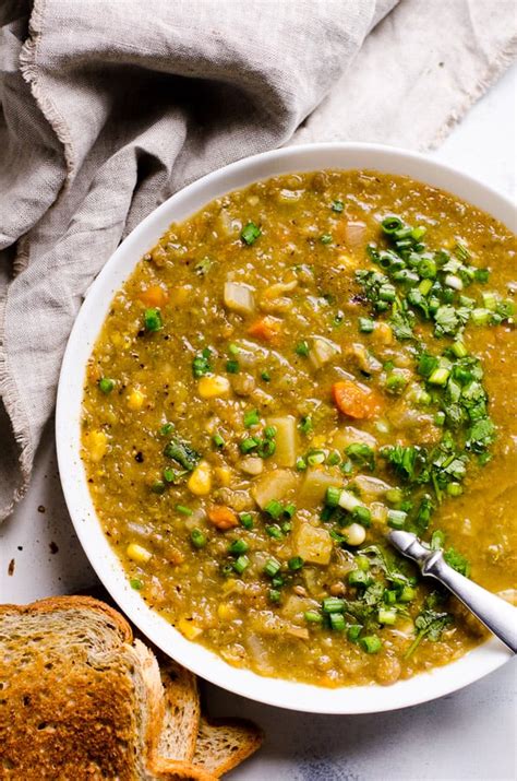 slow-cooker-lentil-soup-easy-healthy image