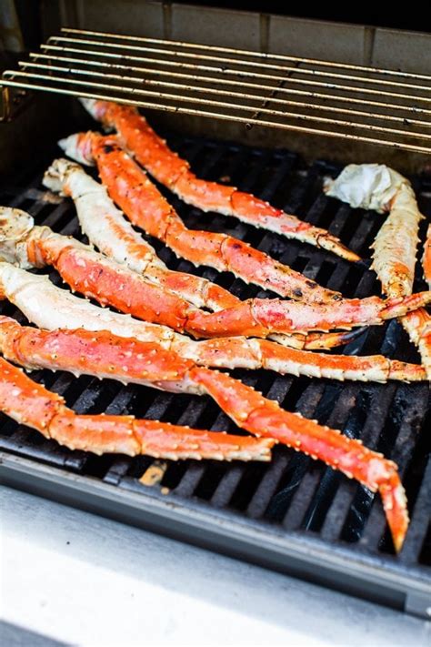 grilled-crab-legs-king-dungeness-and-snow-crab image