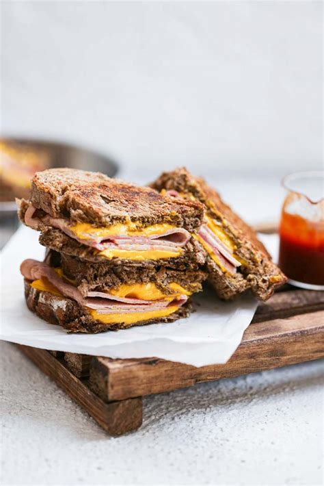 ham-and-cheese-sandwich-recipe-yummynotes image