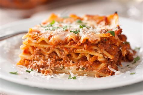 lasagna-cooking-classy image