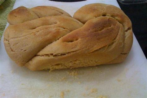 amish-soft-honey-whole-wheat-bread-recipe-foodcom image