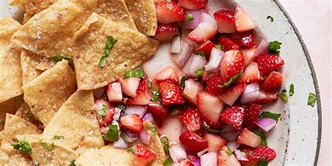 strawberry-salsa-martha-stewart image